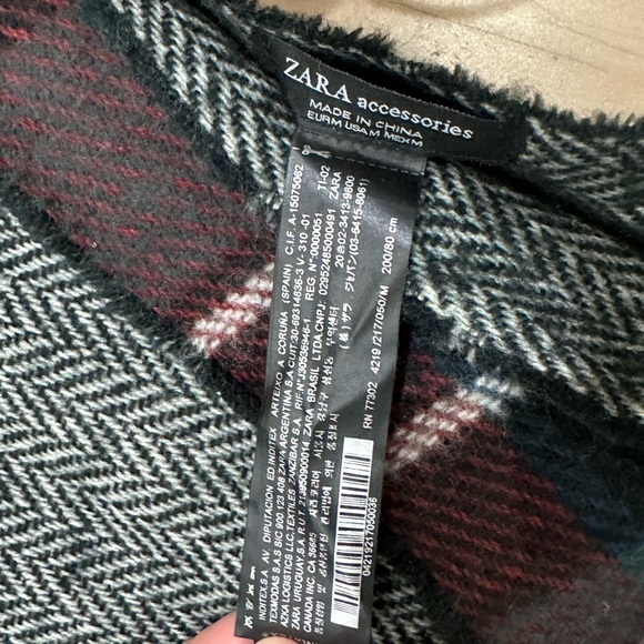 Zara double sided scarf - Picture 3 of 5